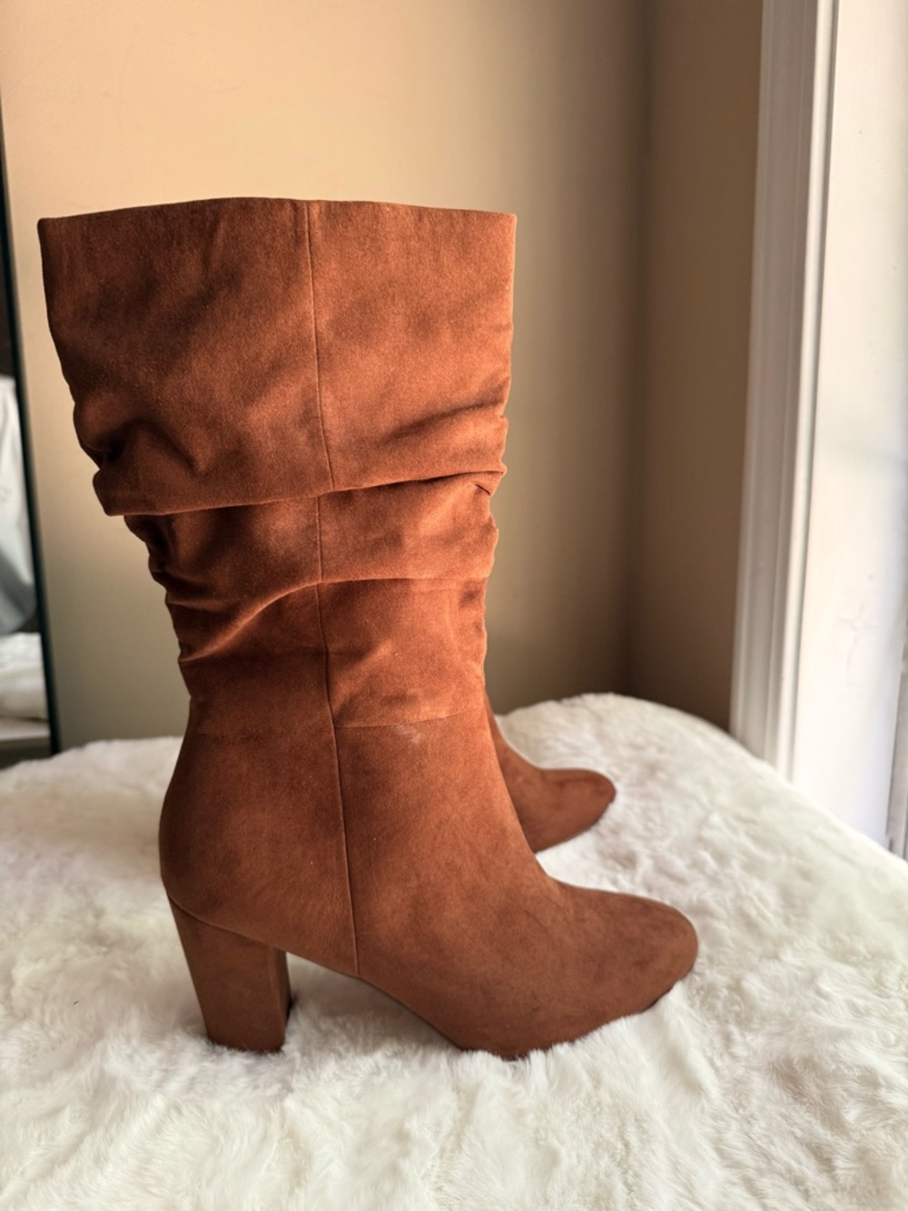 Banana Republic cognac-colored Mid Shaft slouchy boots Size 8